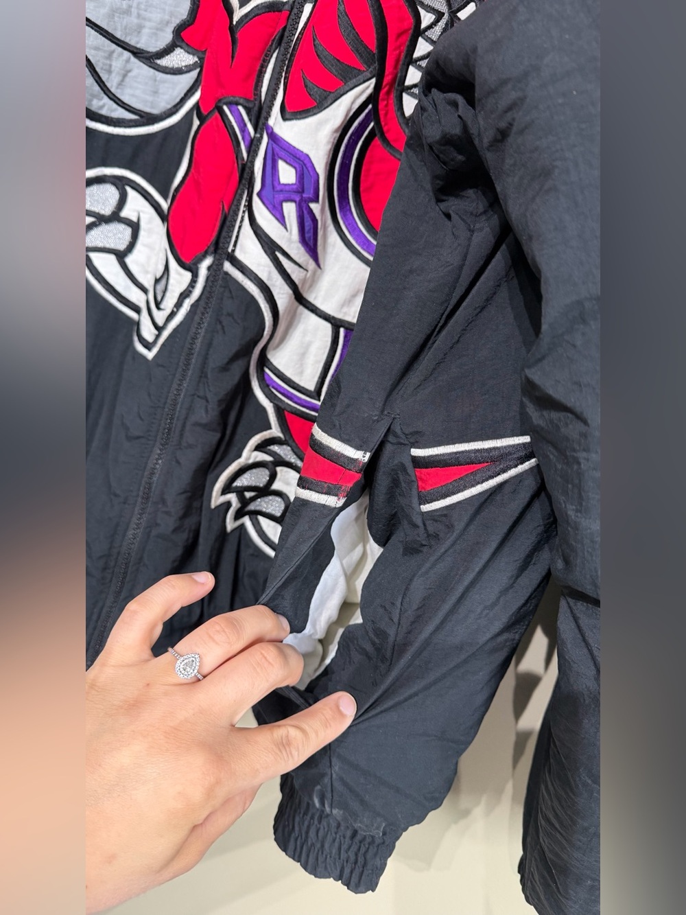 Vintage 1994 Starter Toronto Raptors Big Logo Jacket NBA Korea Made Rare - Picture 5 of 15